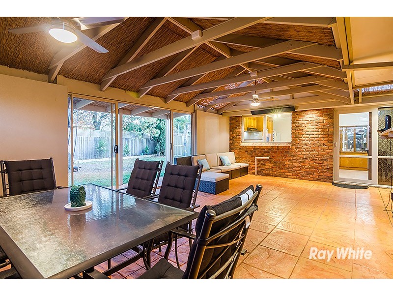 8 Filbert Court, Cranbourne North VIC 3977