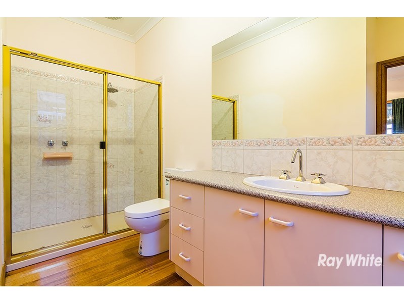 7 Settlers Hill Rise, Pakenham VIC 3810