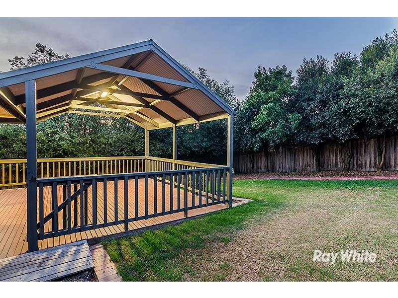 7 Settlers Hill Rise, Pakenham VIC 3810