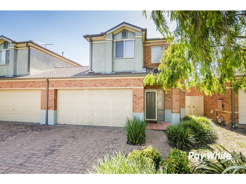 15 Boronia Avenue, Cranbourne VIC 3977