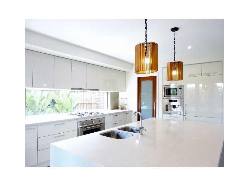 23 Red Maple Drive, Cranbourne West VIC 3977