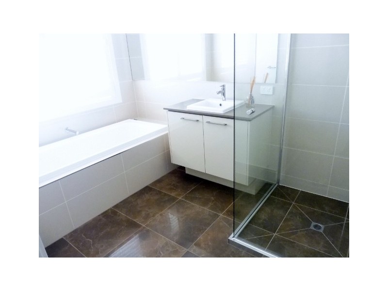 23 Red Maple Drive, Cranbourne West VIC 3977