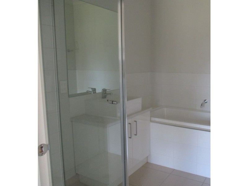 28 Demmie Mews, Lyndhurst VIC 3975