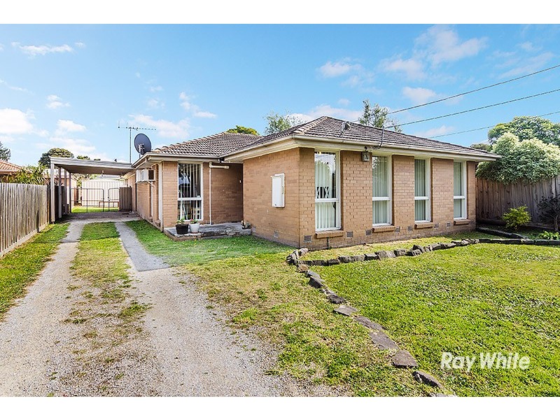 17 Arnold Street, Cranbourne VIC 3977