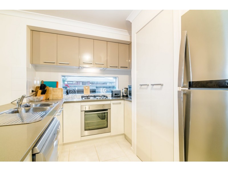 14 Ballymena Crescent, Cranbourne East VIC 3977