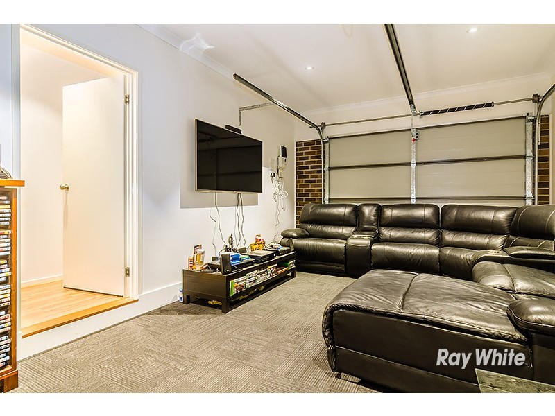 121 Selandra Boulevard, Clyde North VIC 3978