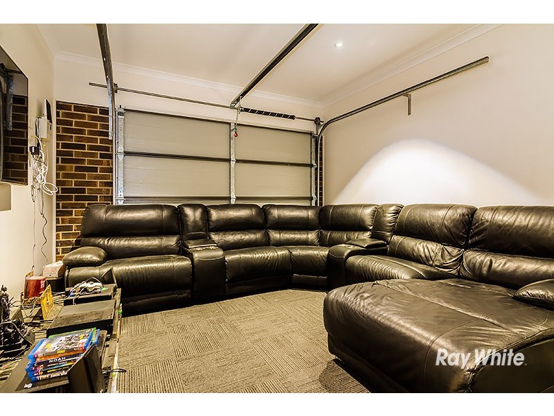 121 Selandra Boulevard, Clyde North VIC 3978