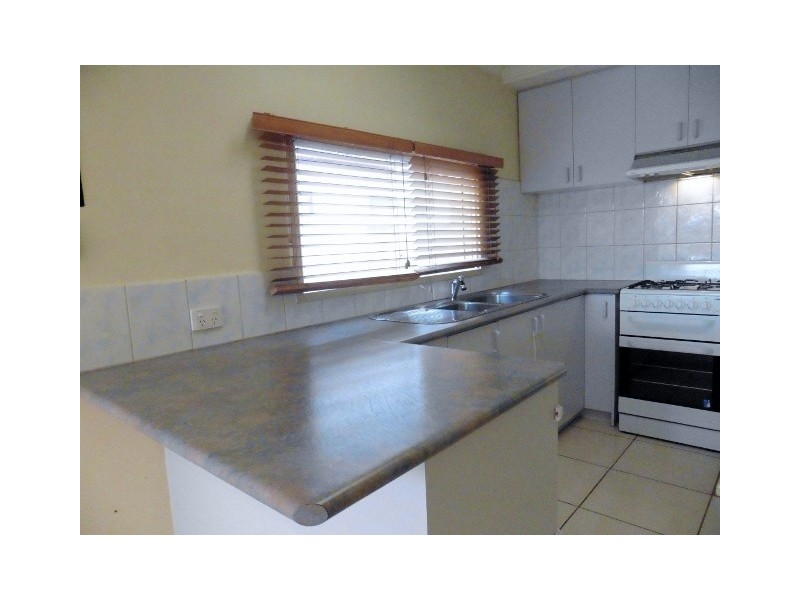 42 Pound Road, Hampton Park VIC 3976