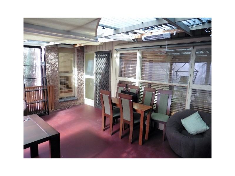 42 Pound Road, Hampton Park VIC 3976