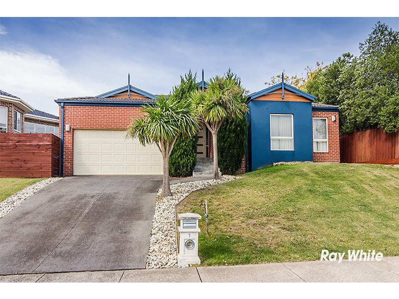 1 Glasshouse Court, Berwick VIC 3806