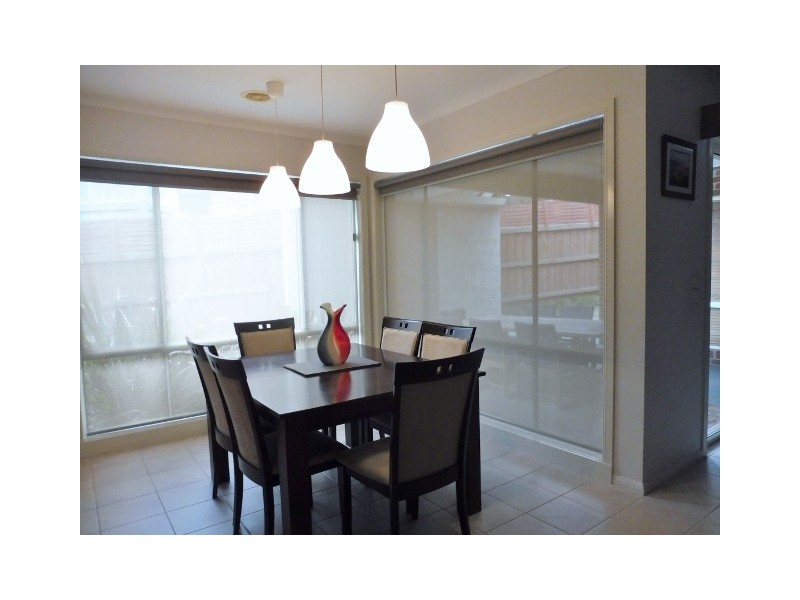 1 Glasshouse Court, Berwick VIC 3806