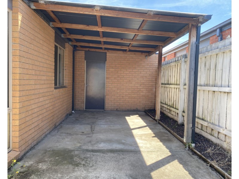 13 Rankin Close, Lynbrook VIC 3975