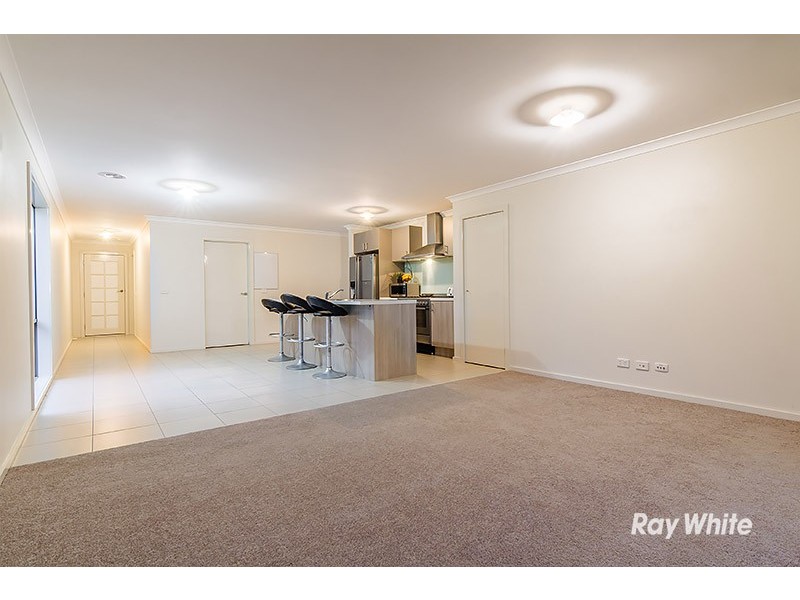 12 Morphetville Street, Clyde North VIC 3978