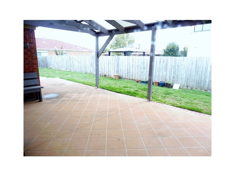 7 Pendle Close, Narre Warren South VIC 3805