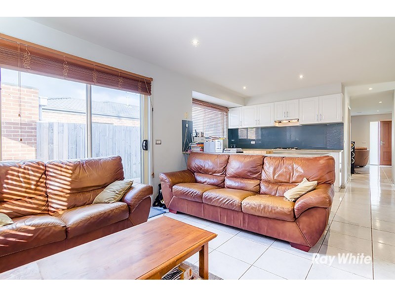 1/49 Normanby Street, Cranbourne VIC 3977