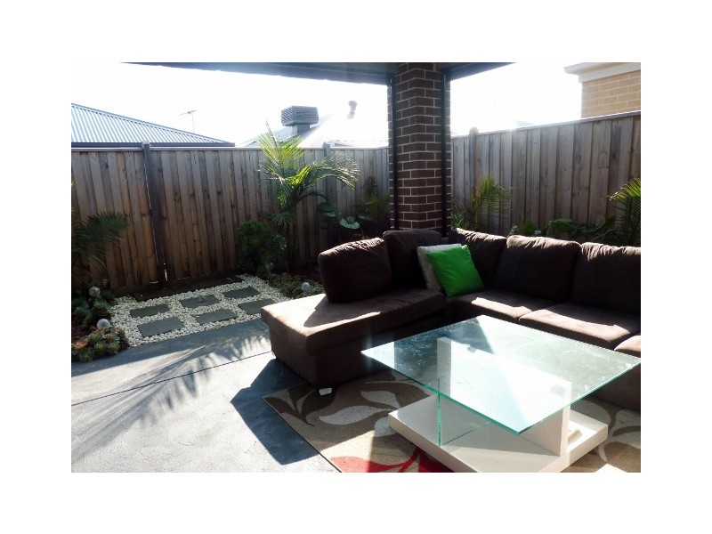 59 Linden Tree Way, Cranbourne North VIC 3977