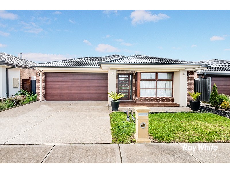 10 Bacchus Road, Cranbourne West VIC 3977