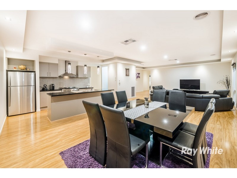 154 Boland Drive, Lyndhurst VIC 3975