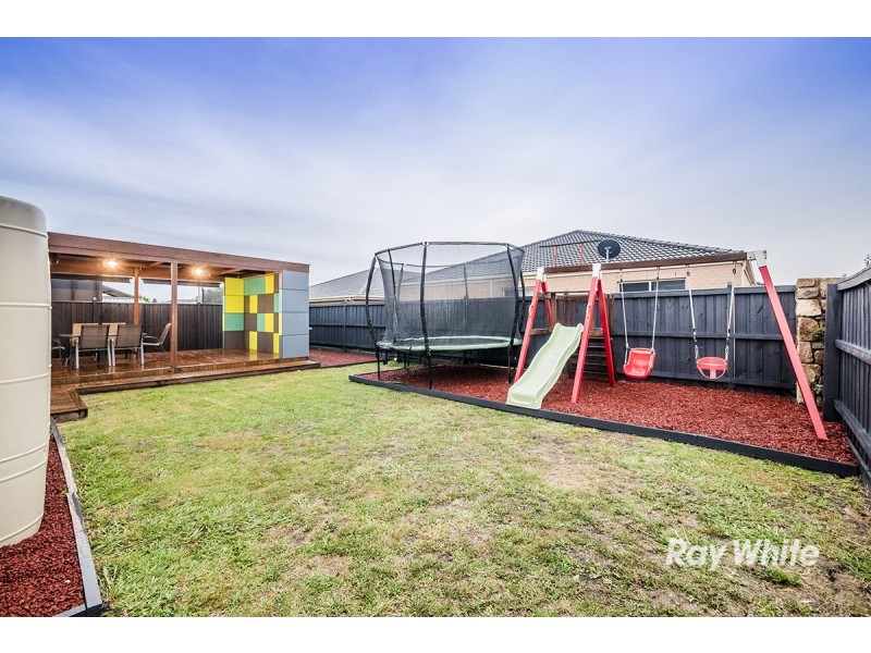 154 Boland Drive, Lyndhurst VIC 3975