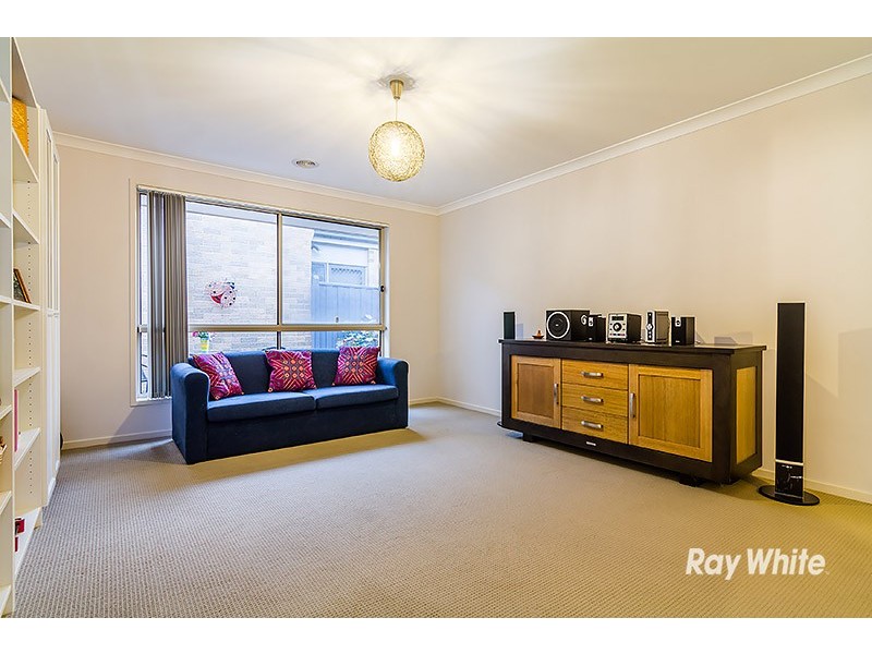 2 Sawgrass Way, Cranbourne West VIC 3977
