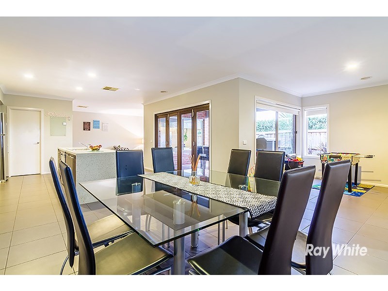 7 Lisa Avenue, Pakenham VIC 3810