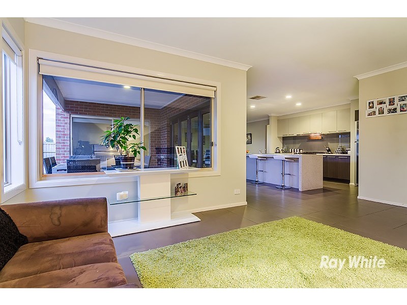 7 Lisa Avenue, Pakenham VIC 3810