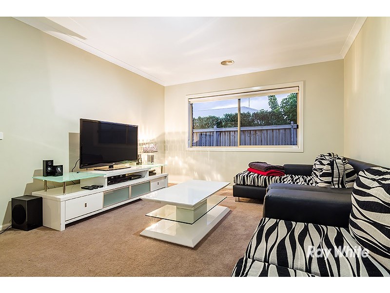 7 Lisa Avenue, Pakenham VIC 3810