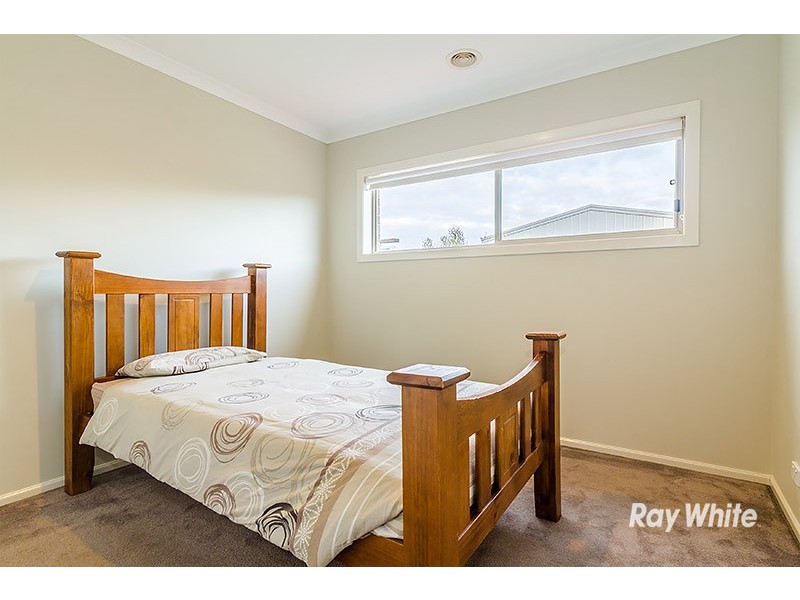 7 Lisa Avenue, Pakenham VIC 3810