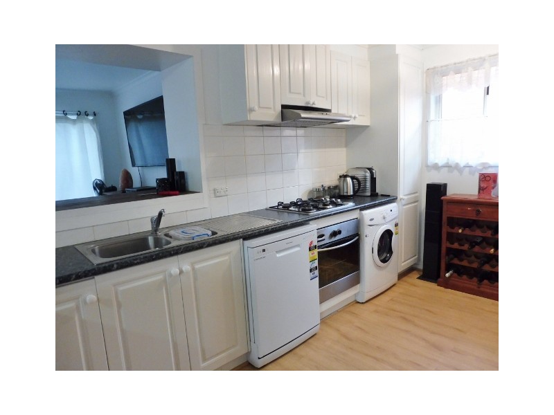 24 Elcan Avenue, Cranbourne West VIC 3977