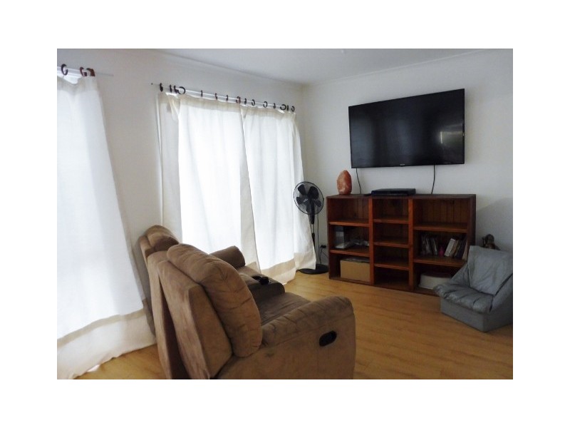 24 Elcan Avenue, Cranbourne West VIC 3977