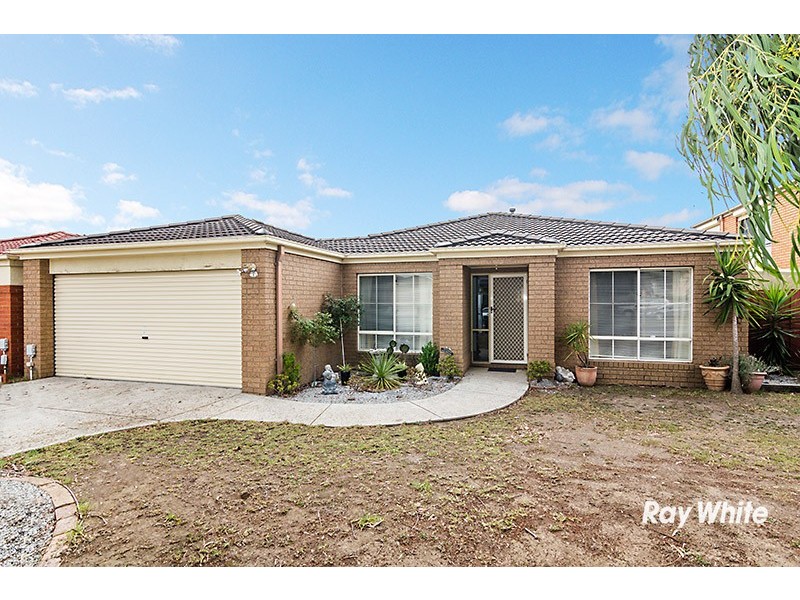 46 Central Parkway, Cranbourne West VIC 3977