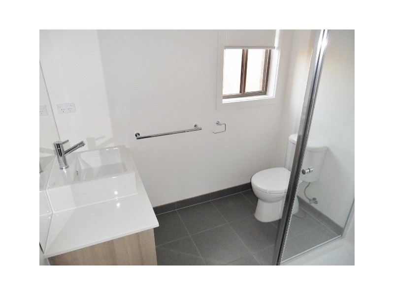 22 Sundaze Street, Clyde North VIC 3978