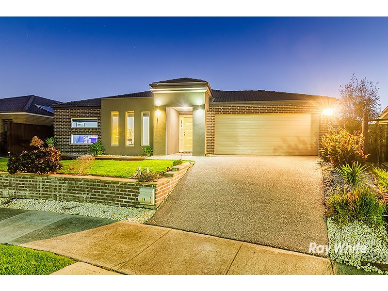 19 Colendy Close, Lyndhurst VIC 3975