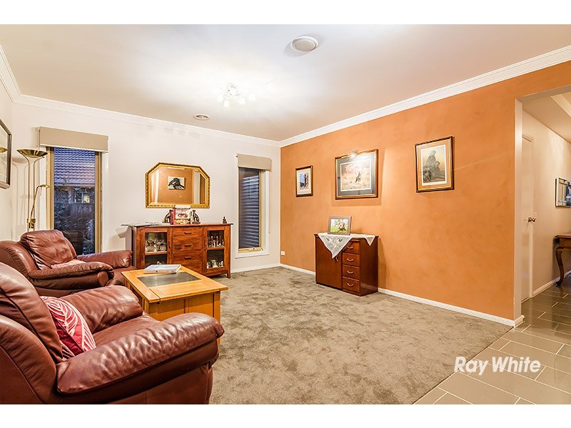 19 Colendy Close, Lyndhurst VIC 3975