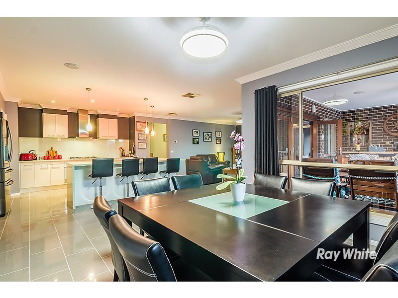 19 Colendy Close, Lyndhurst VIC 3975