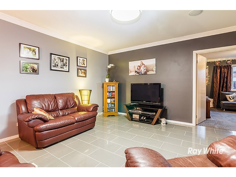 19 Colendy Close, Lyndhurst VIC 3975