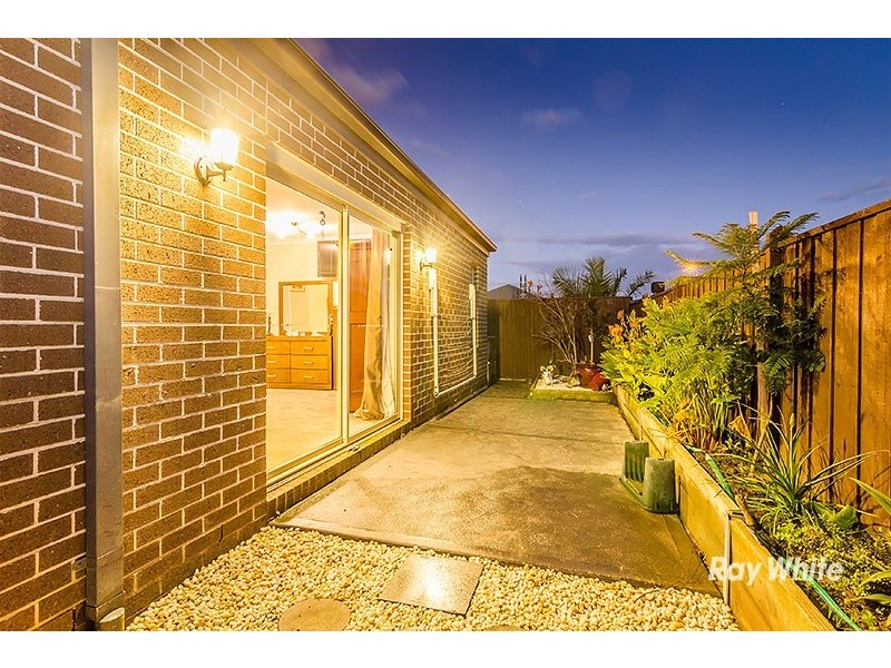 19 Colendy Close, Lyndhurst VIC 3975