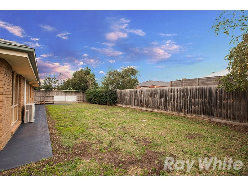 6 Portrush Terrace, Cranbourne VIC 3977