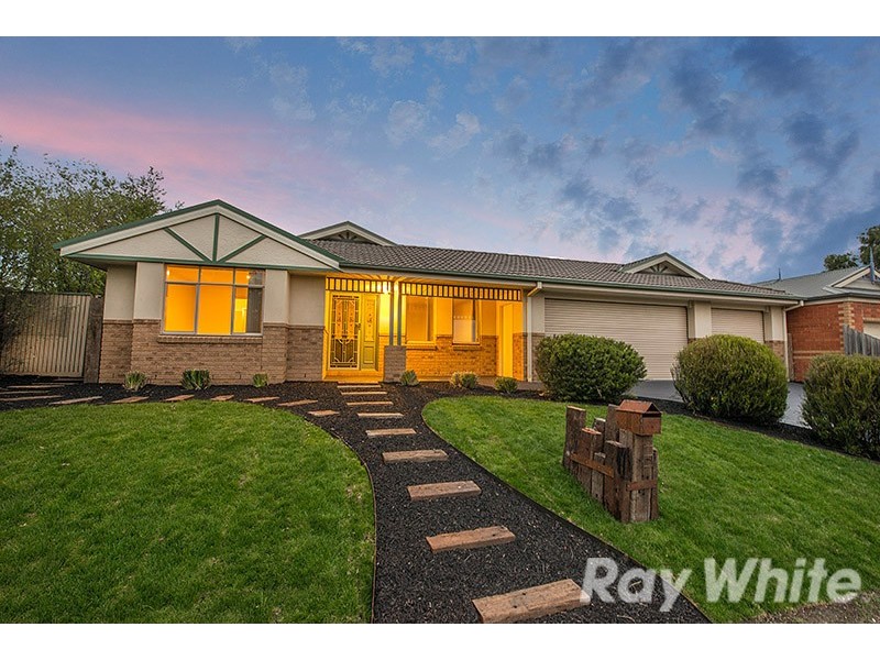6 Portrush Terrace, Cranbourne VIC 3977