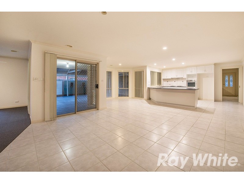 6 Portrush Terrace, Cranbourne VIC 3977