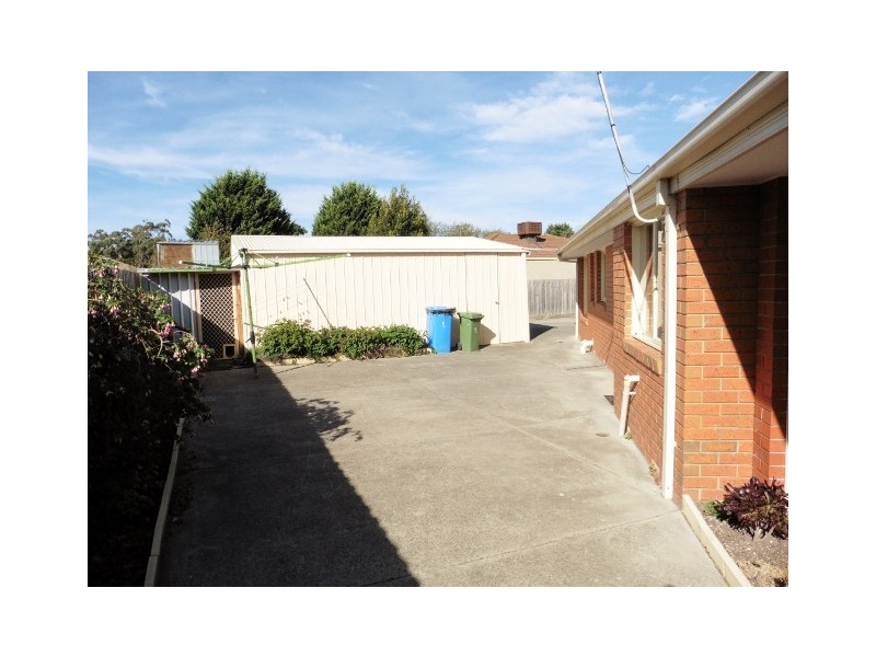 1 Terrence Drive, Cranbourne North VIC 3977