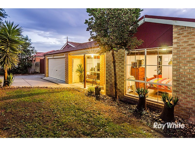 3 Raisell Road, Cranbourne West VIC 3977