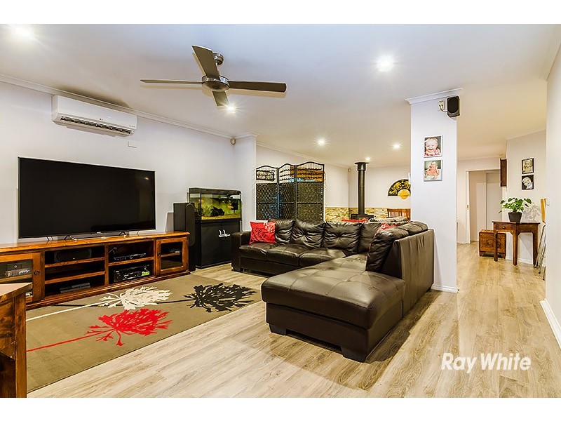 3 Raisell Road, Cranbourne West VIC 3977