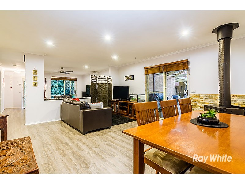 3 Raisell Road, Cranbourne West VIC 3977