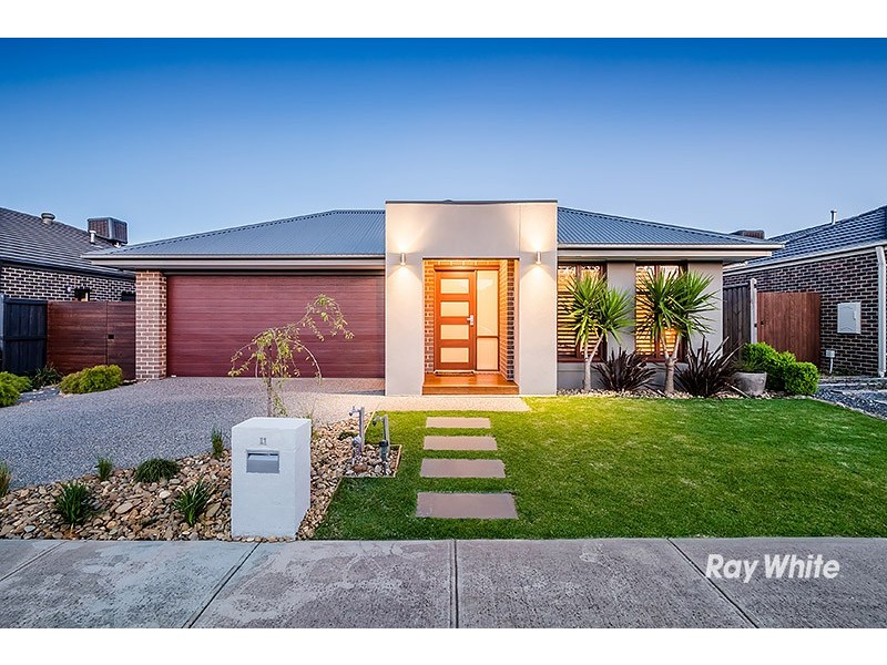 11 Mimica Avenue, Lyndhurst VIC 3975