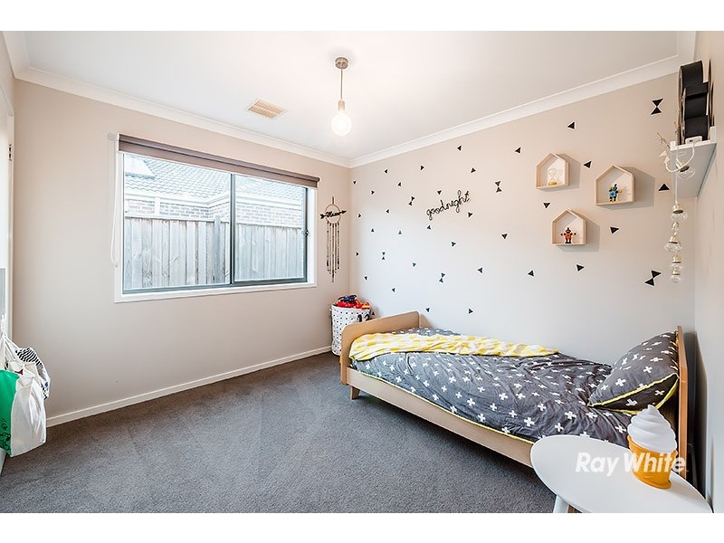 11 Mimica Avenue, Lyndhurst VIC 3975