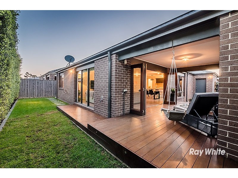 11 Mimica Avenue, Lyndhurst VIC 3975