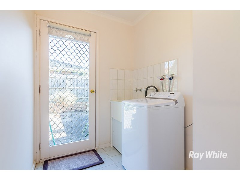 Unit 7/15-17 Lyall Street, Cranbourne VIC 3977