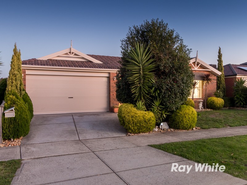 7 Forest Oak Court, Cranbourne VIC 3977