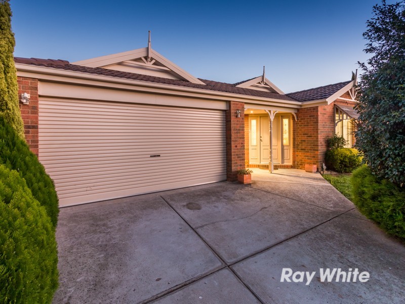 7 Forest Oak Court, Cranbourne VIC 3977
